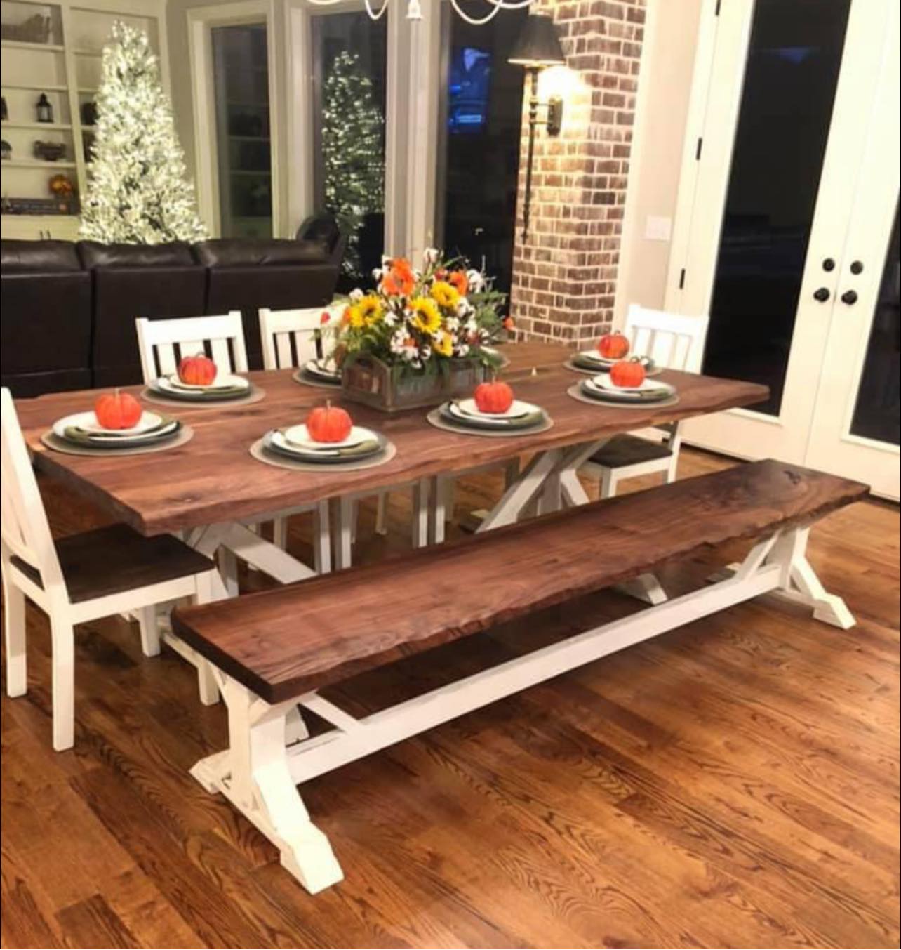 custom built farm tables in Mississippi