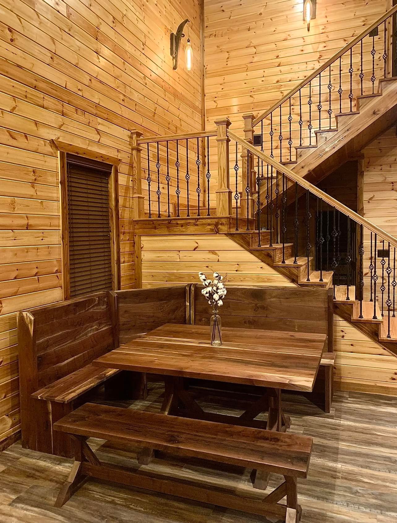 custom built farm tables in Mississippi